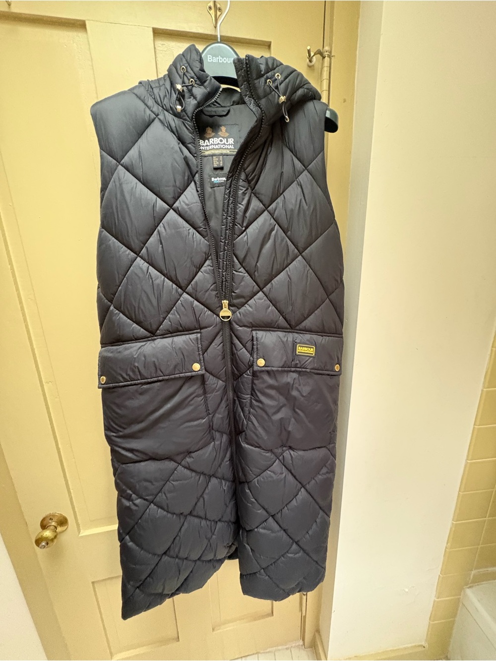 Barbour Black Long Quilted Vest - Picture 5 of 6